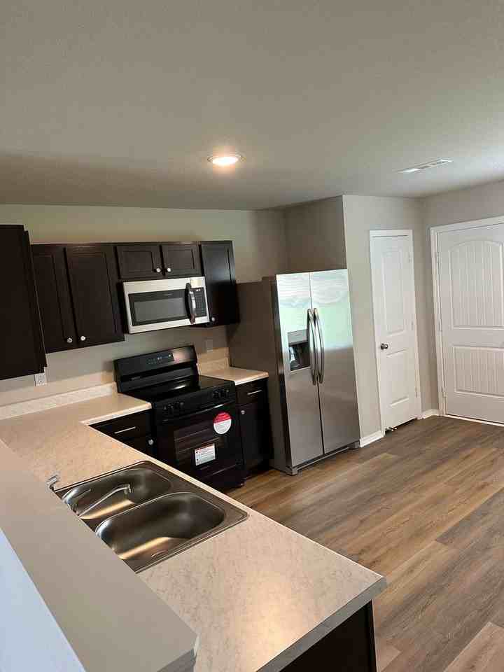 45 Foster Louis Ln - Photo 5 of 21