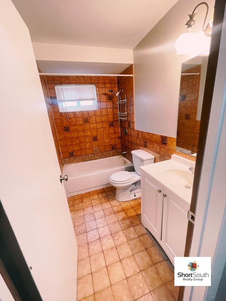 48139 Meadow Ln - Photo 6 of 9