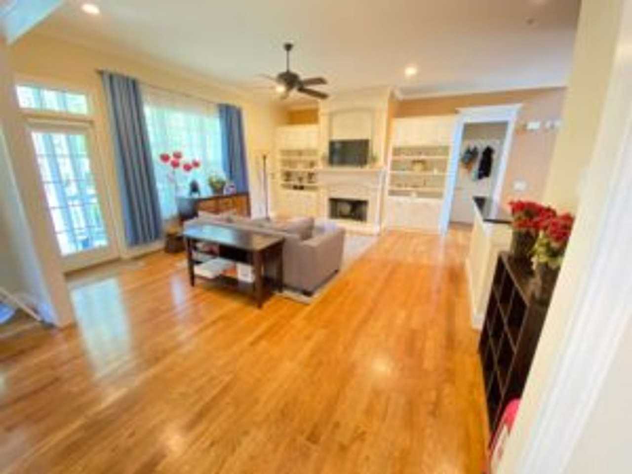 200 S Crescent Lake Way - Photo 3 of 16