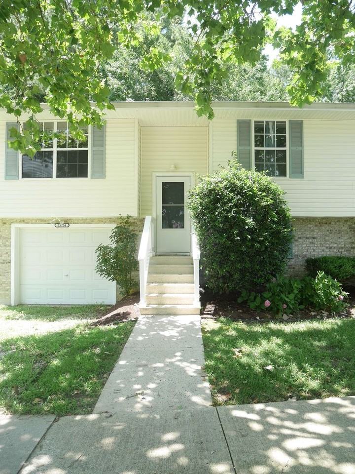 29254 Corbin Pkwy - Photo 2 of 30