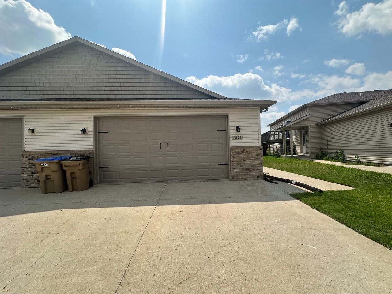 3121 8th St Ne - Photo 2 of 20