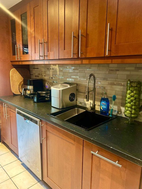 150 Glenwood Ave ##E5 - Photo 3 of 18