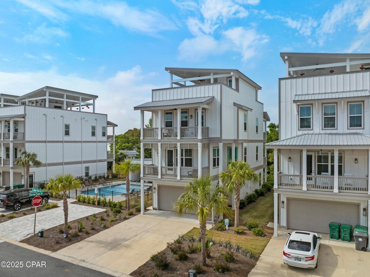 15 E Queen Palm Dr - Photo 2 of 50