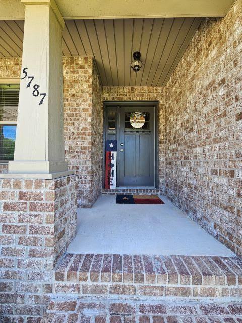 5787 East Dogwood Drive - Photo 2 of 40