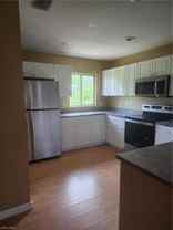 647 Dubarry Ave S - Photo 1 of 1