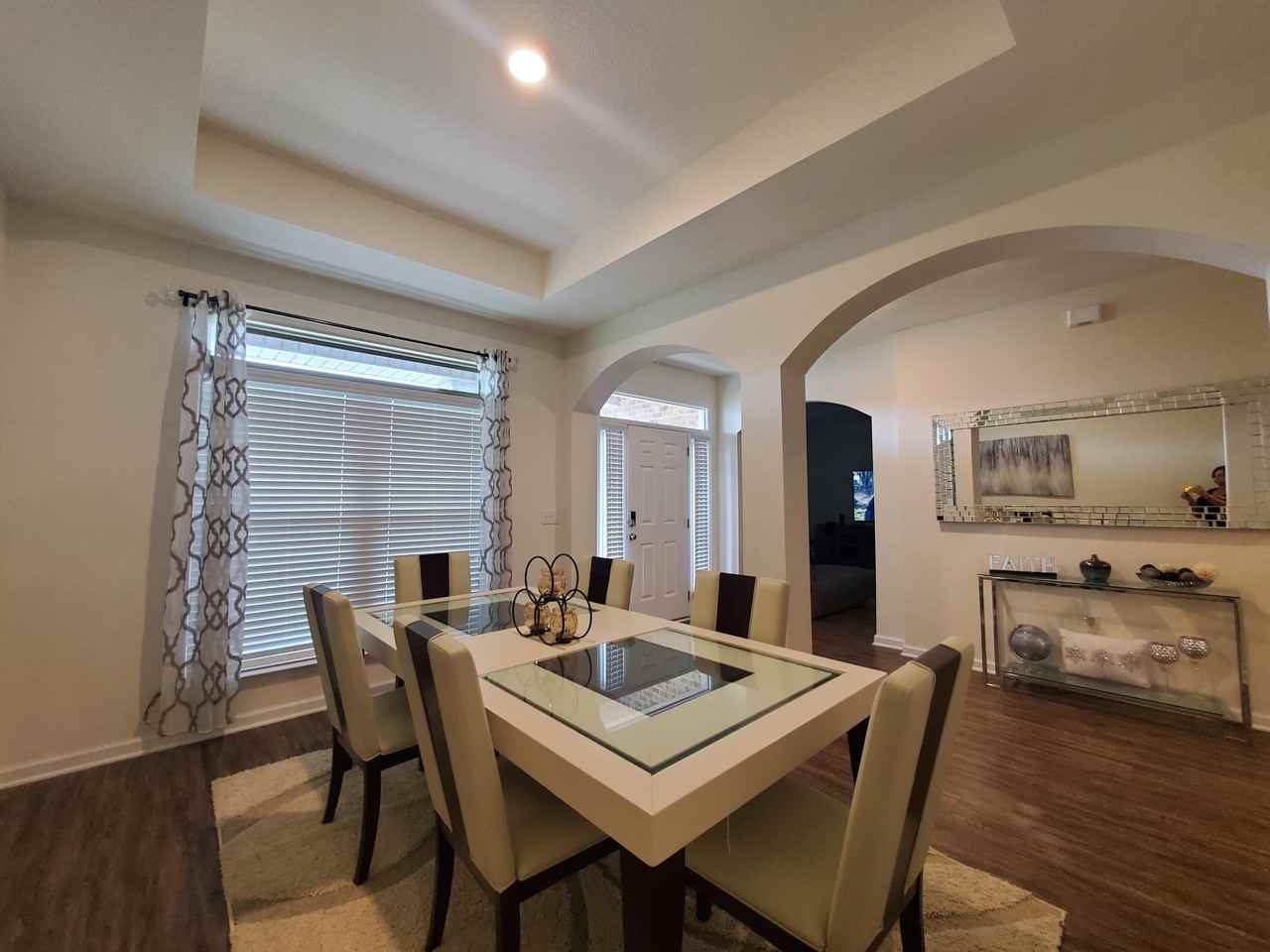 329 Merlin Ct - Photo 7 of 35