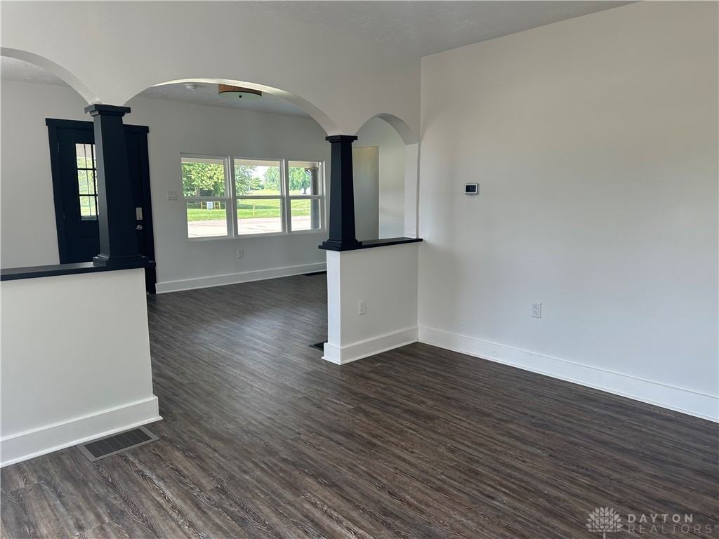 2520 Harshman Rd - Photo 5 of 27