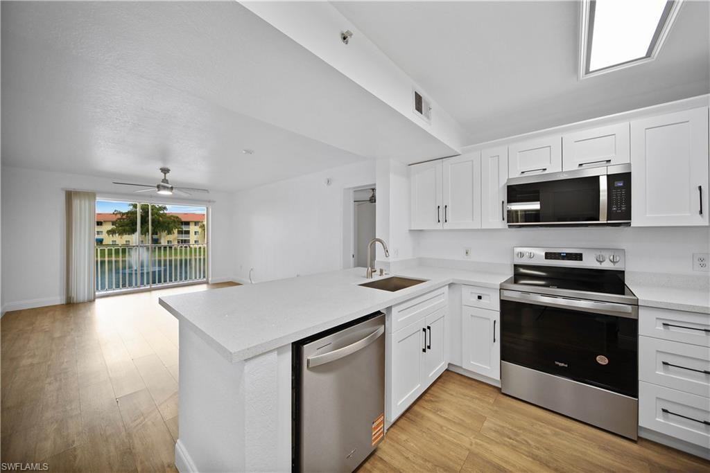 8264 Key Royal Cir - Photo 3 of 18