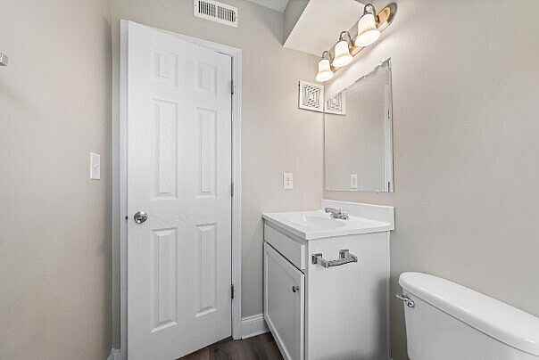 Pointe Arlington - Photo 2 of 11