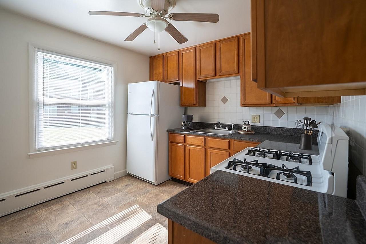 Larkwood Place - Photo 2 of 24