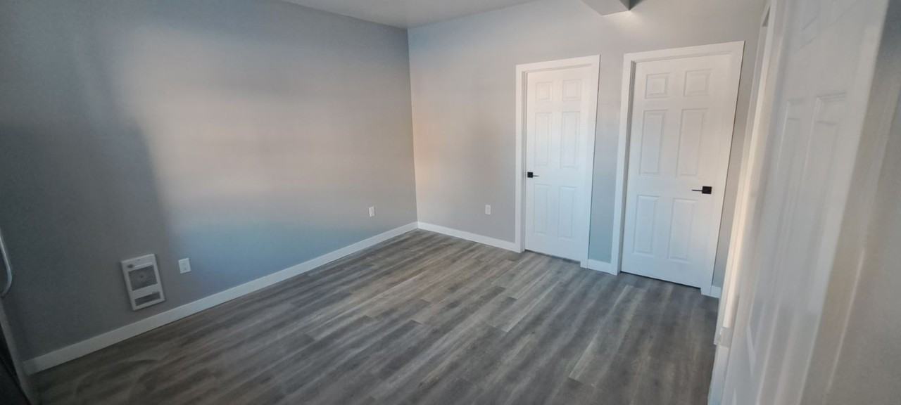 109 Albert St. South - Photo 2 of 9