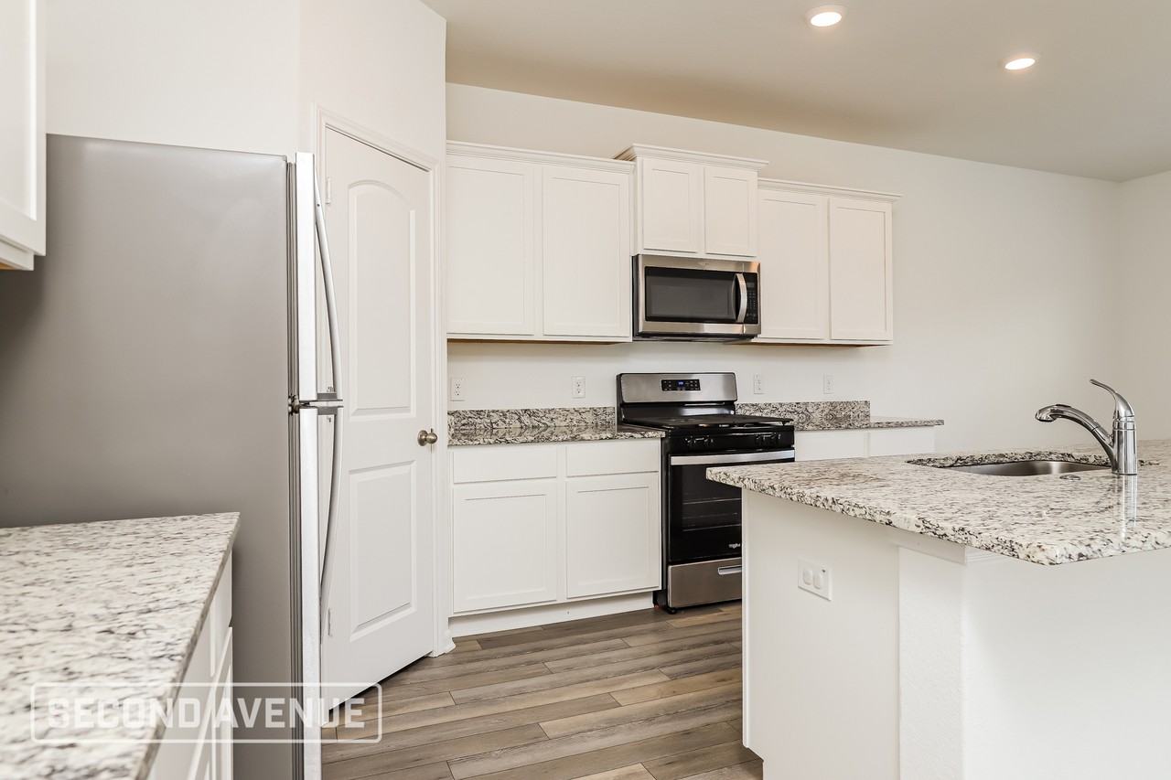 10911 Lafayette Loop - Photo 7 of 28