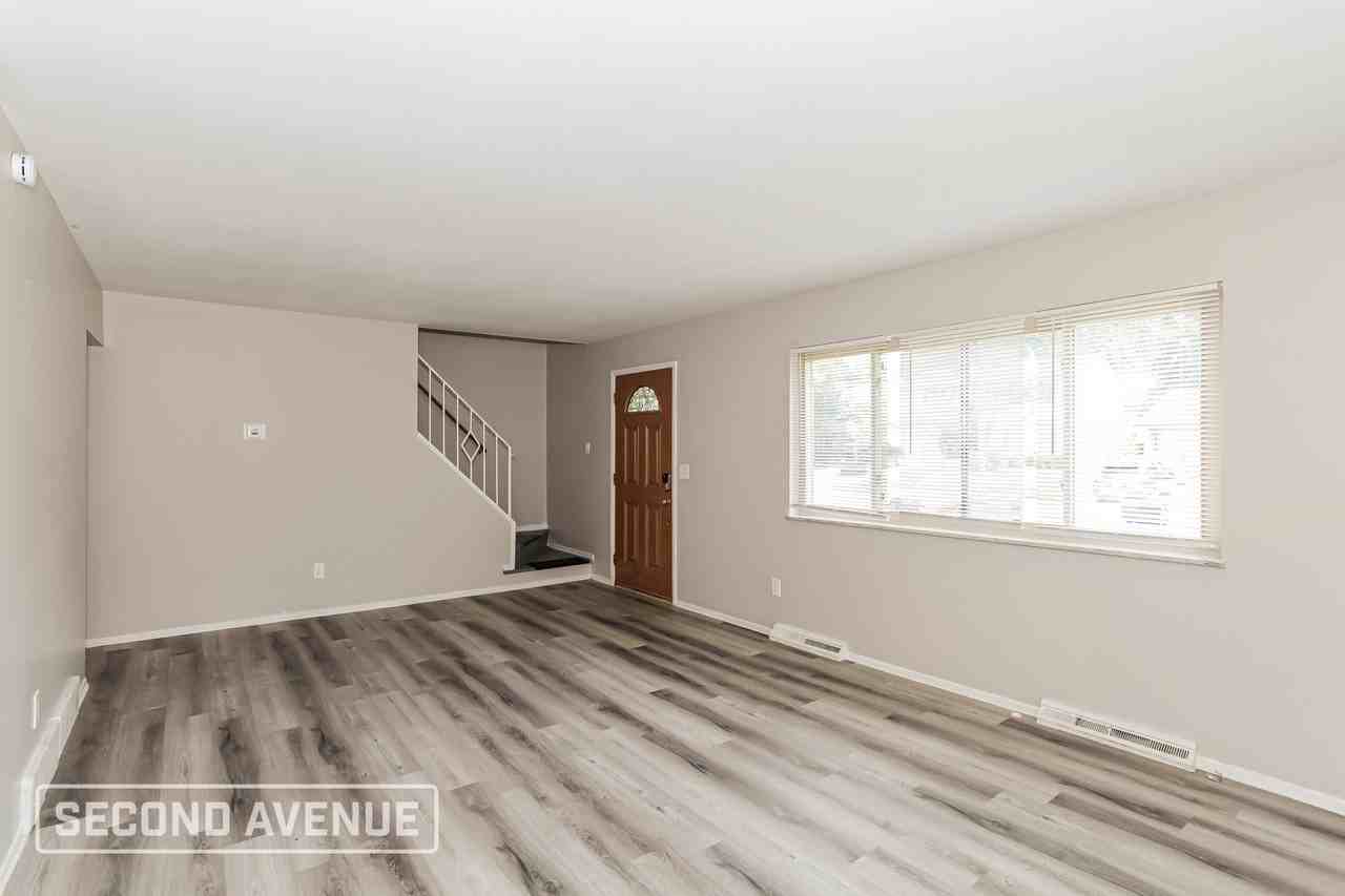 6021 Waldway Ln - Photo 3 of 27
