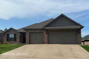 6225 Oxnard St - Photo 1 of 1