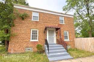 10159 S Rhodes Ave - Photo 1 of 1