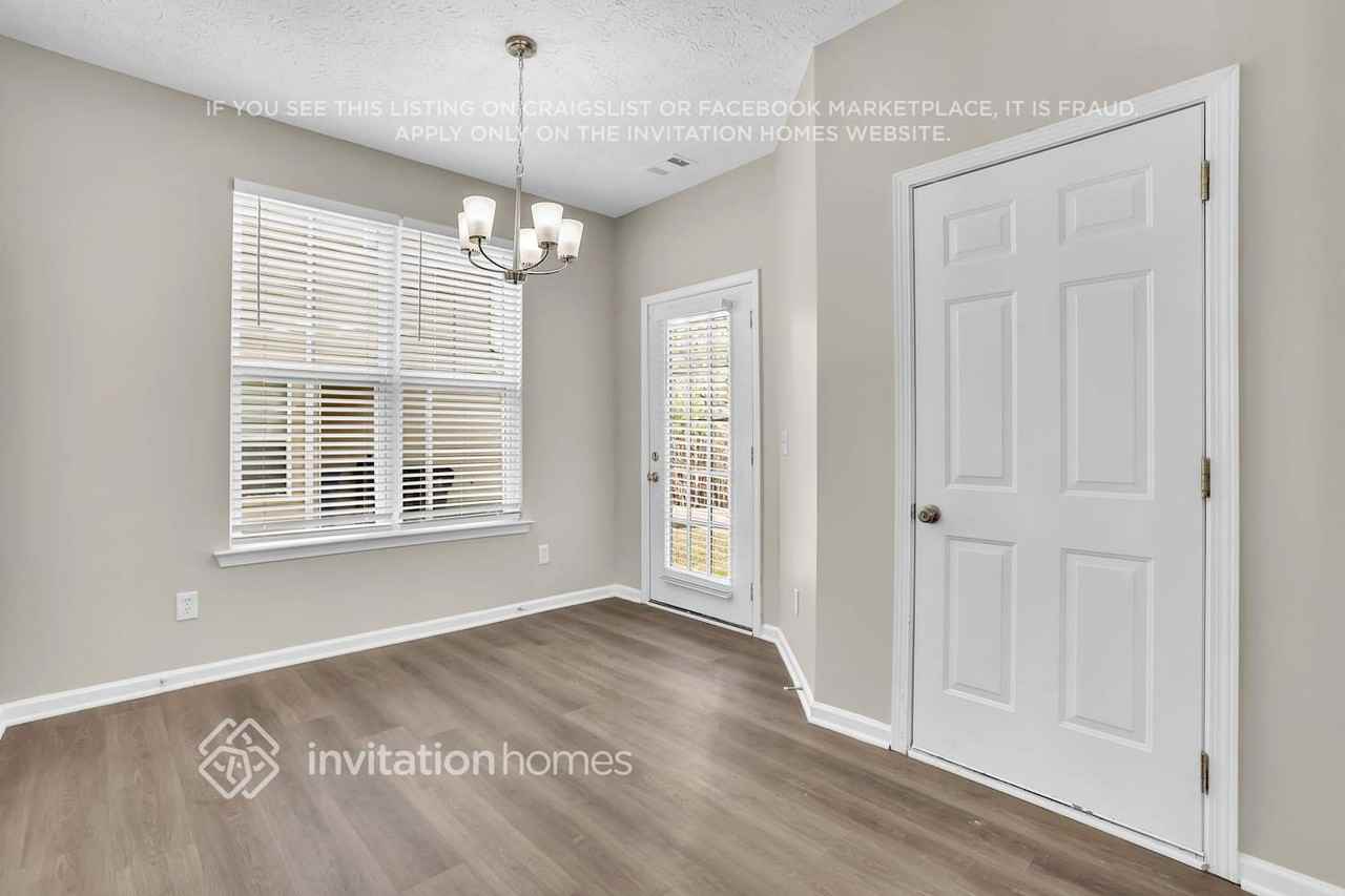 4904 Heritage Cir - Photo 5 of 21