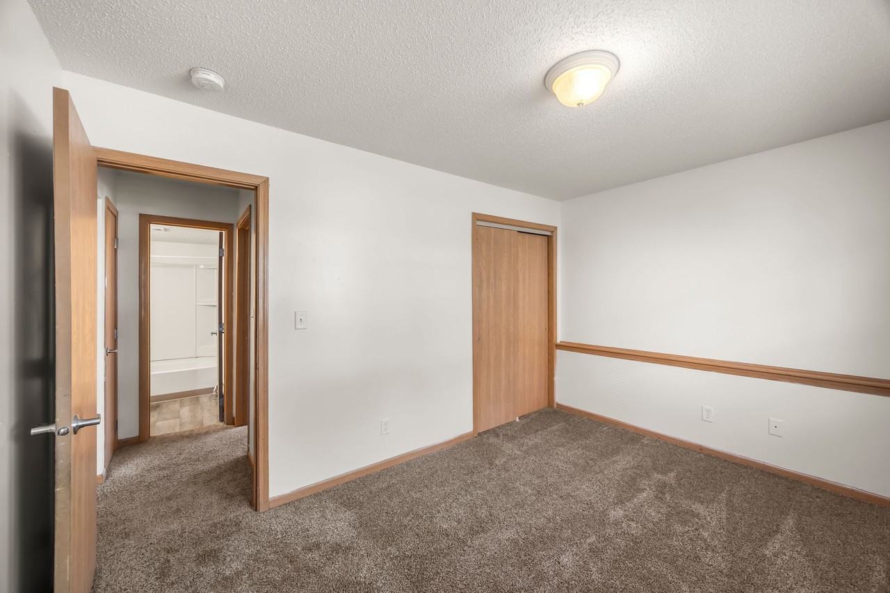 Clover Creek - Photo 3 of 50