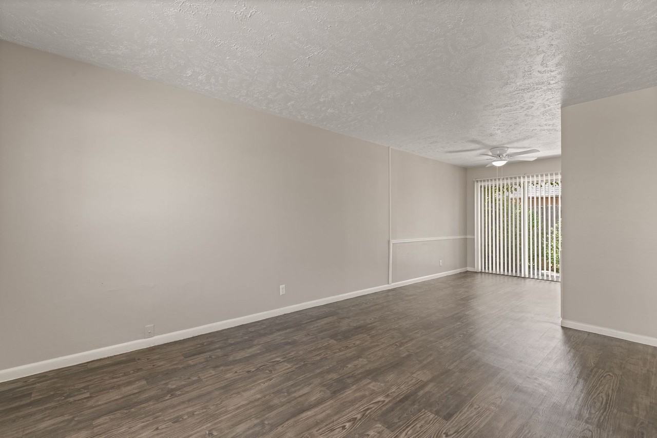 Crossings at Clairemont - Photo 7 of 50