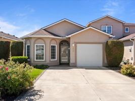 featured image of 9604 Mia Ln