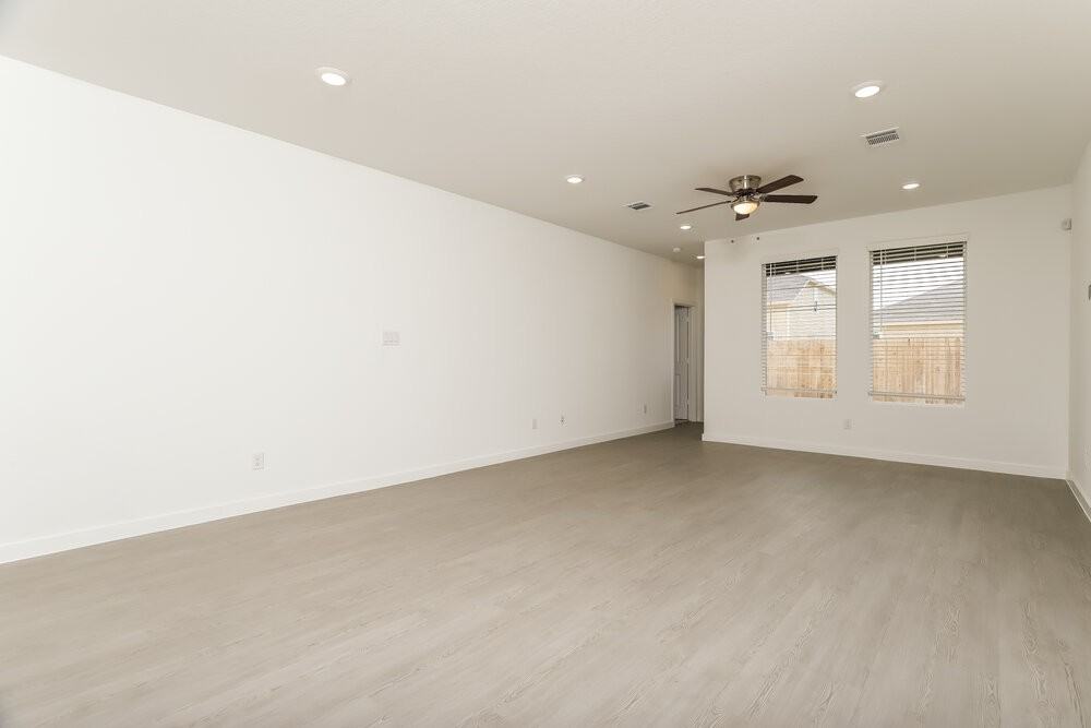 518 Kayden Ct - Photo 4 of 16