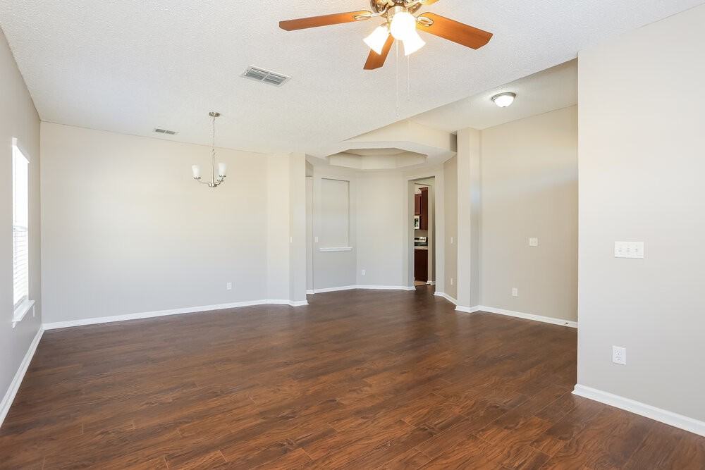 896 Bonaparte Landing Blvd - Photo 6 of 19