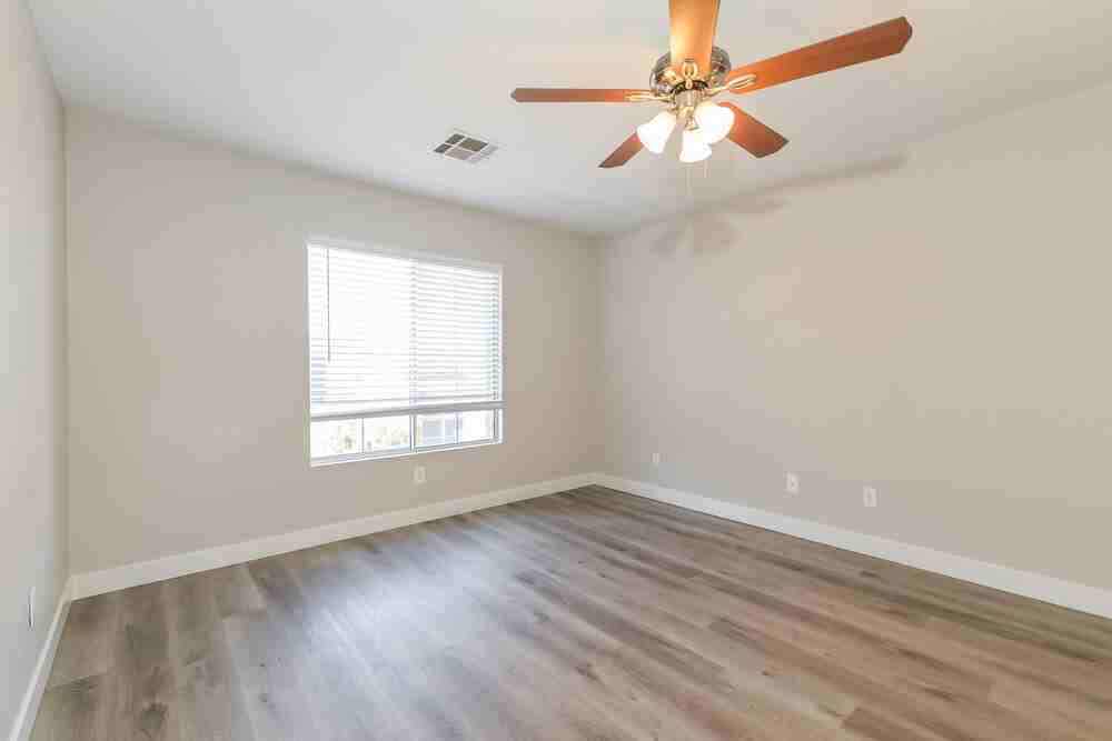 8423 Belmont Valley St - Photo 6 of 17