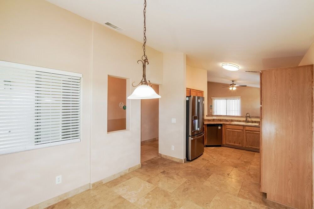 25670 W St Kateri Dr - Photo 6 of 16
