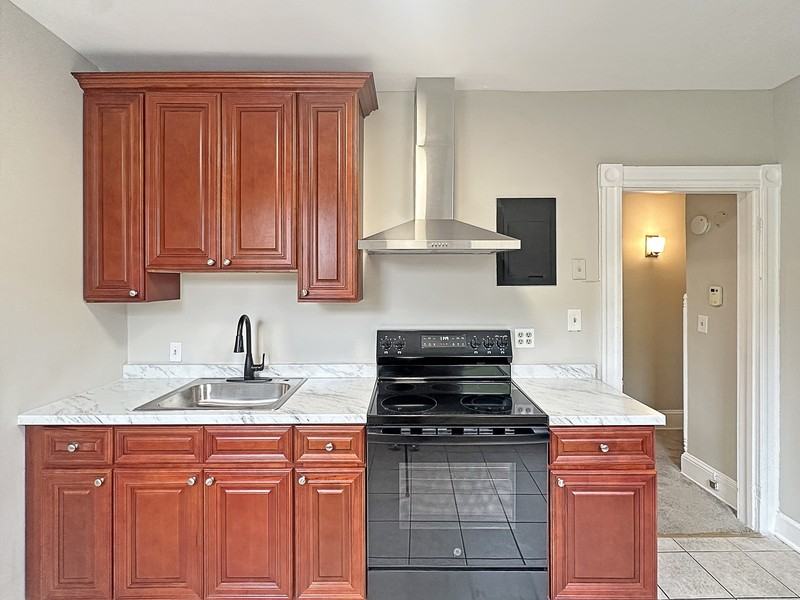 2618 Maryland Ave #2 - Photo 5 of 19