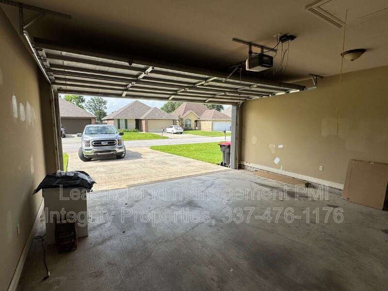 410 Milton Estates Ln - Photo 2 of 22