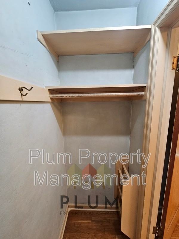 407 S 5th St E - Photo 6 of 30