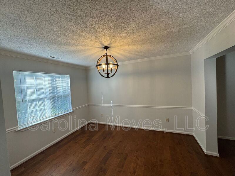 9 Ivy Springs Dr - Photo 5 of 20
