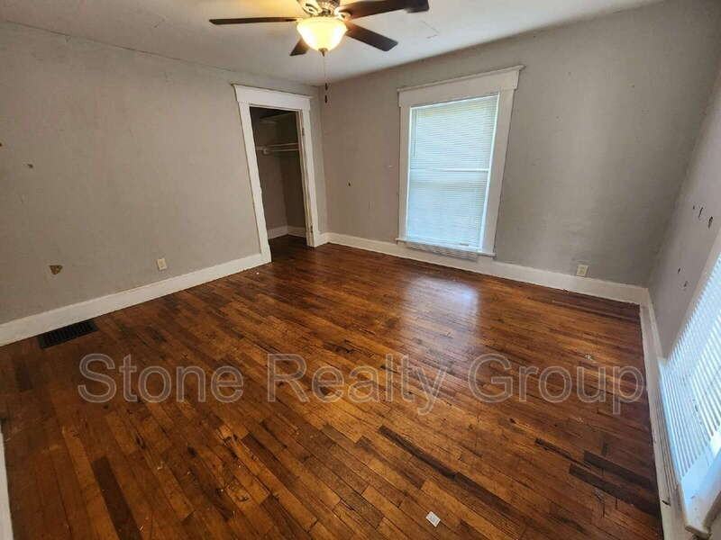 1208 S 7th St - Photo 6 of 14