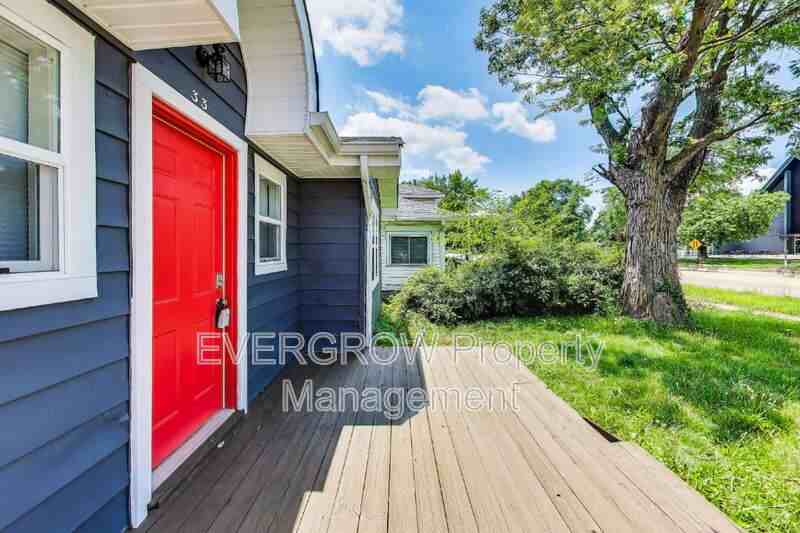 33 S Lynhurst Dr - Photo 3 of 21