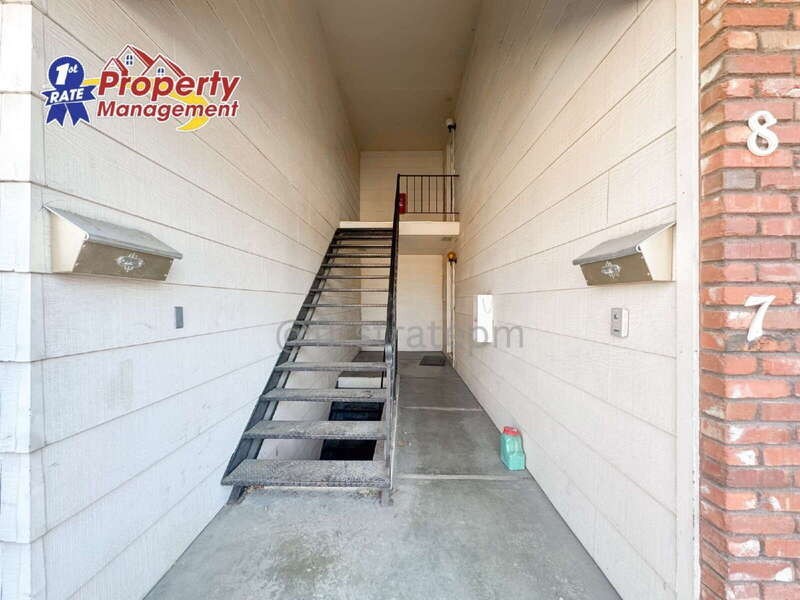 5575 W Franklin Rd #11 - Photo 3 of 21