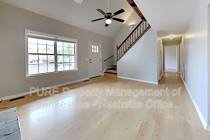 5017 Trailwater Dr - Photo 4 of 29