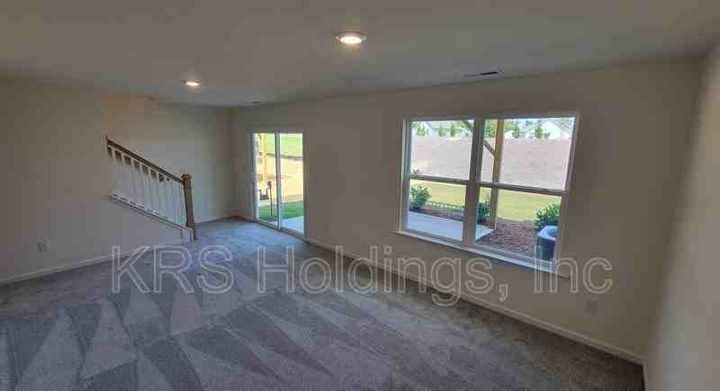 838 Parc Townes Dr - Photo 6 of 18
