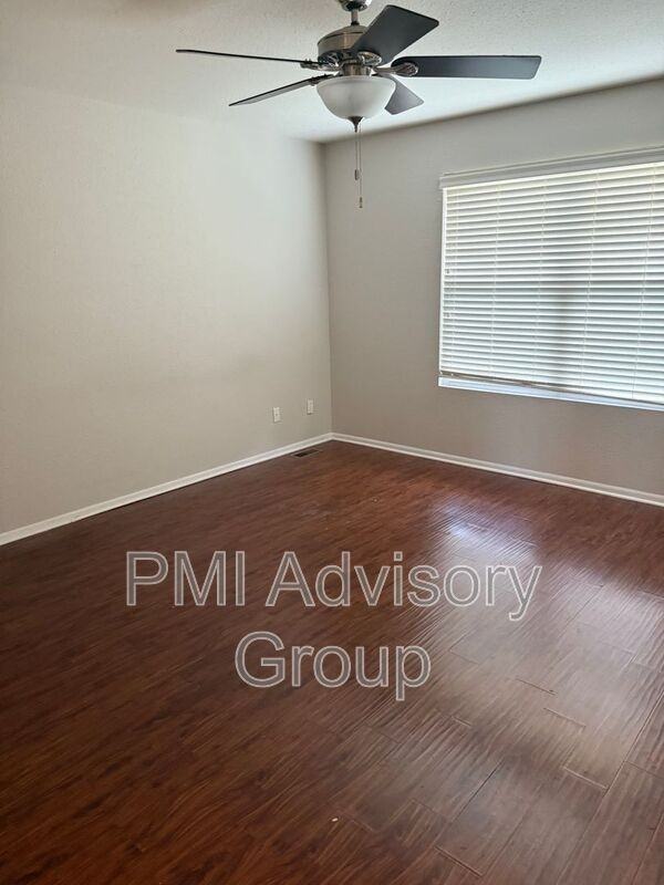 7223 Sw 23rd Ct - Photo 3 of 13