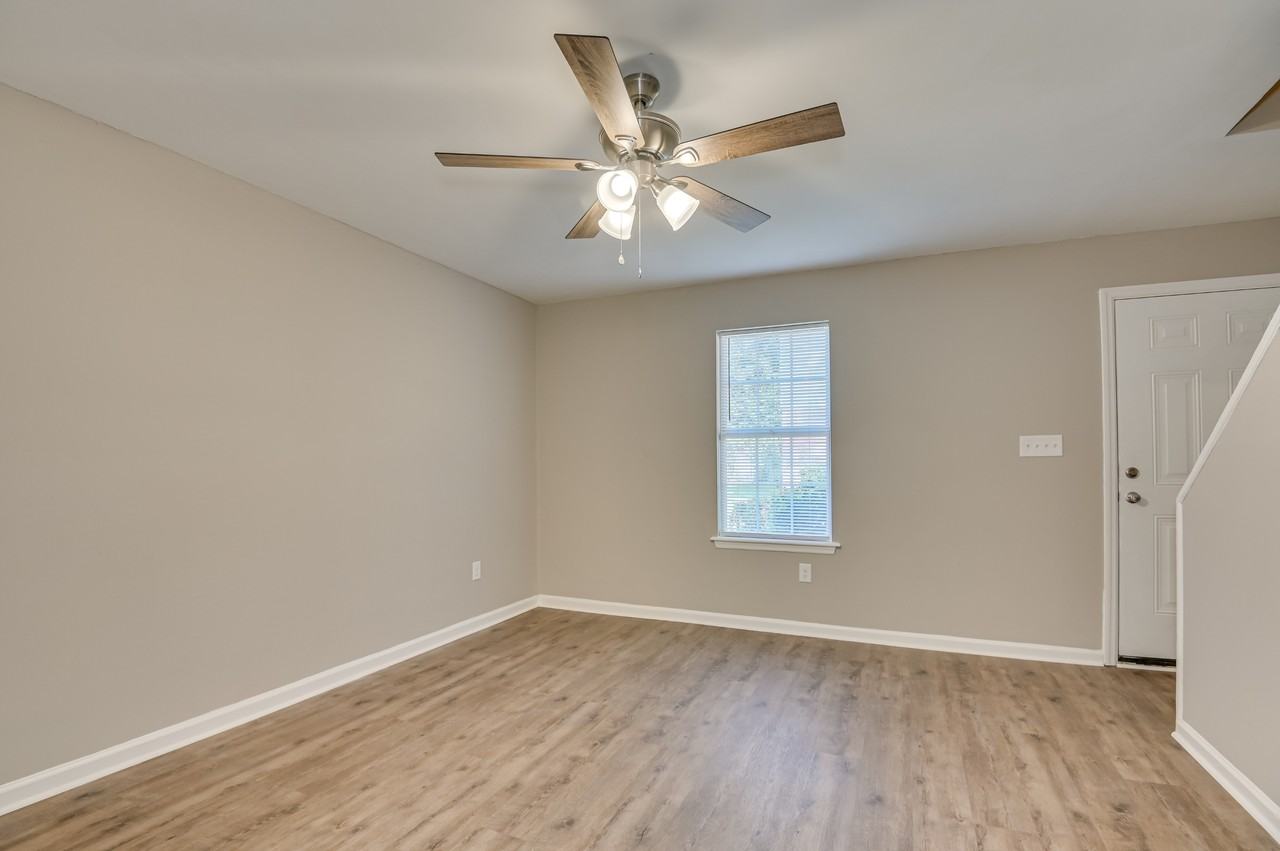 Willow Springs Apartments - Photo 3 of 27