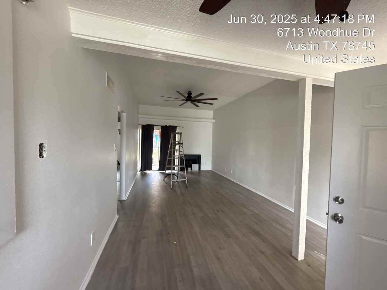 6715 Woodhue Dr - A - Photo 4 of 12