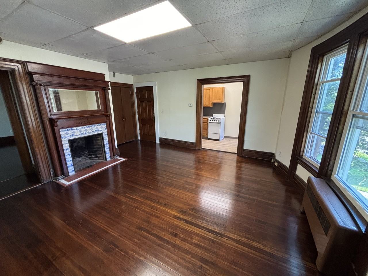 190 Broad Street - Photo 2 of 8