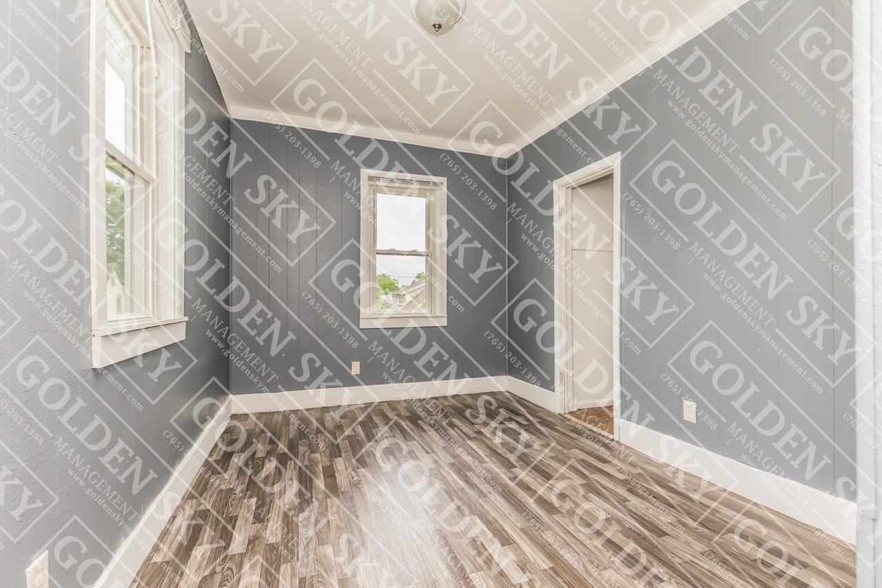 230 Kinsey Street - Unit 4 - Photo 5 of 15