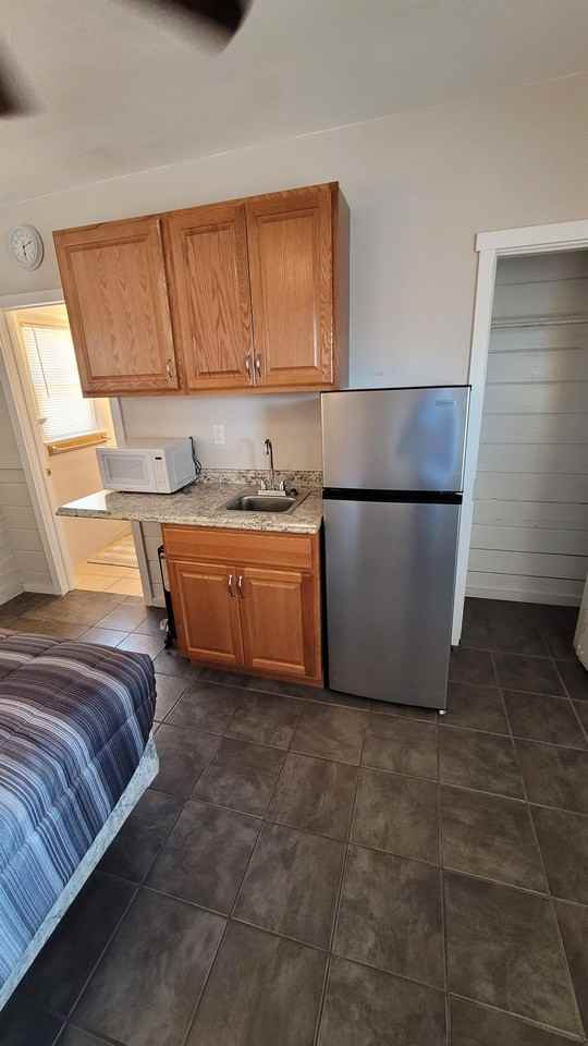 38818 Yermo Road - Photo 2 of 24