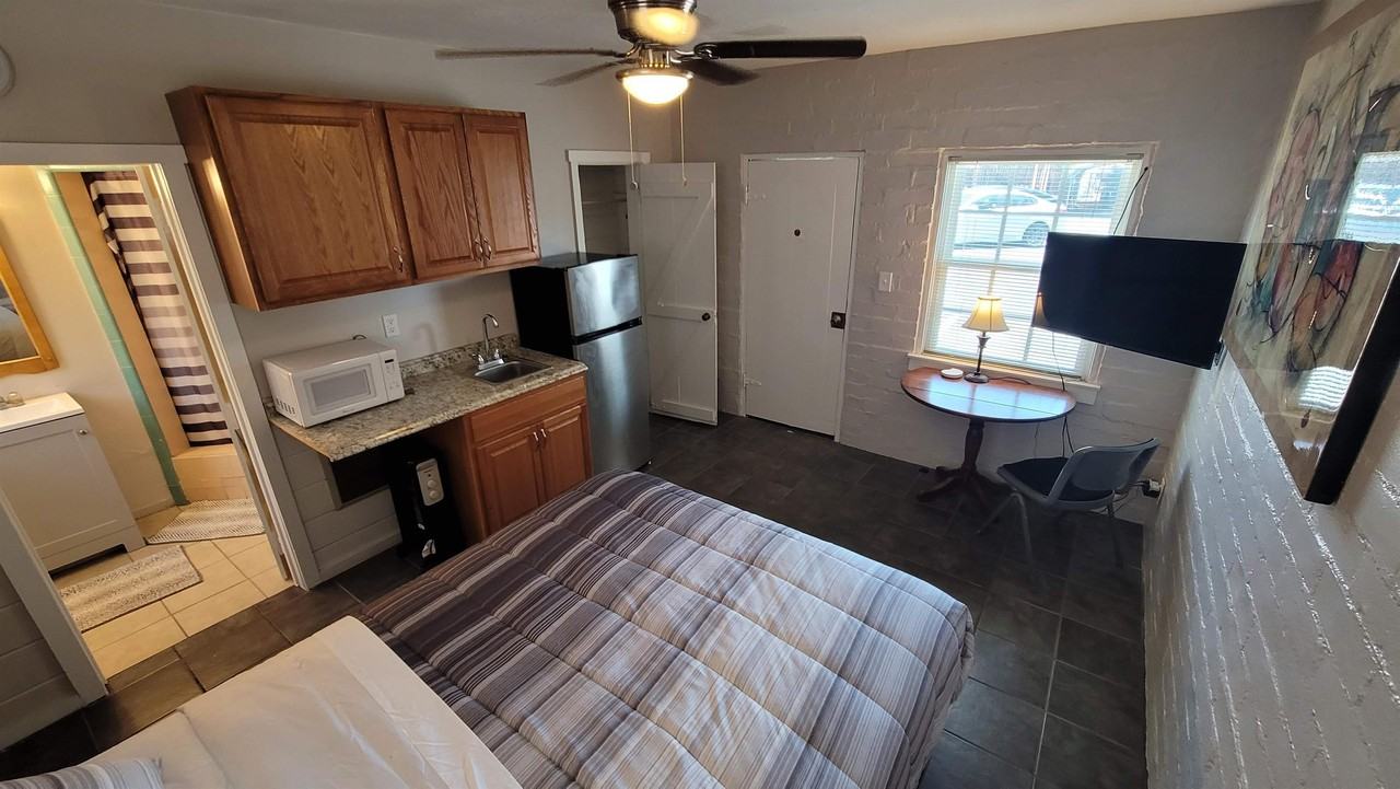 38818 Yermo Road - Photo 4 of 24