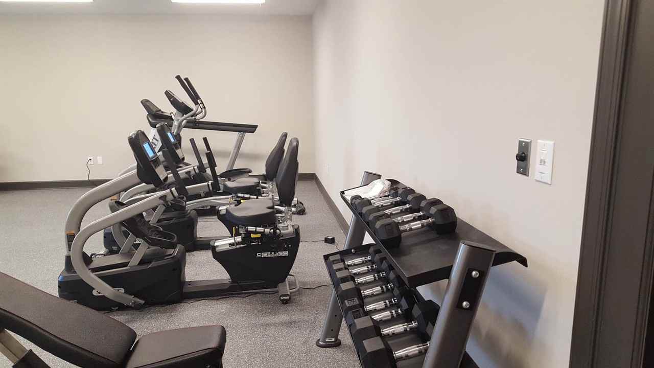 Riverport Landings Senior - Photo 7 of 8