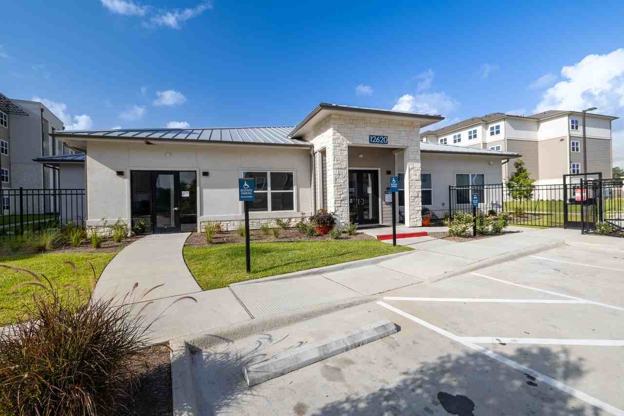 Twelve620 - Photo 7 of 15