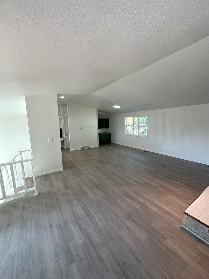 1011 North A Street - Photo 6 of 13