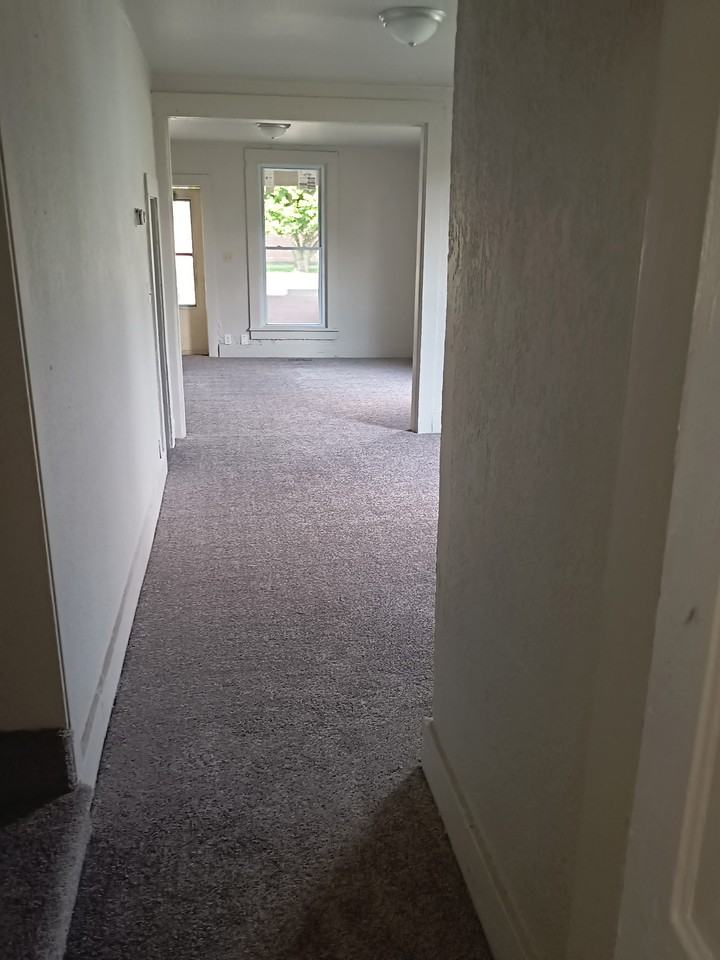 709 South Nebraska Street (New) - Photo 2 of 9