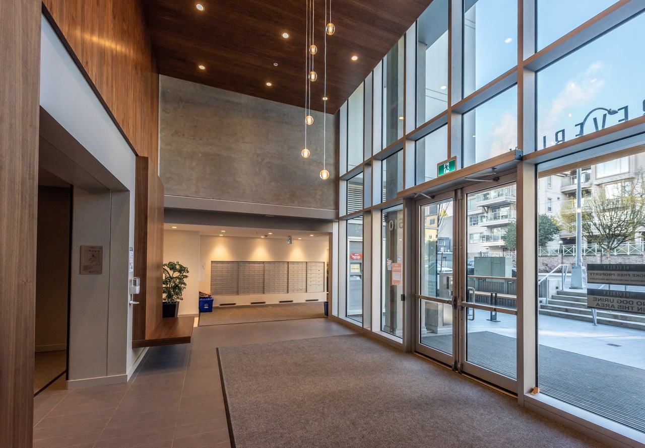 510 Agnes Street - Photo 6 of 23