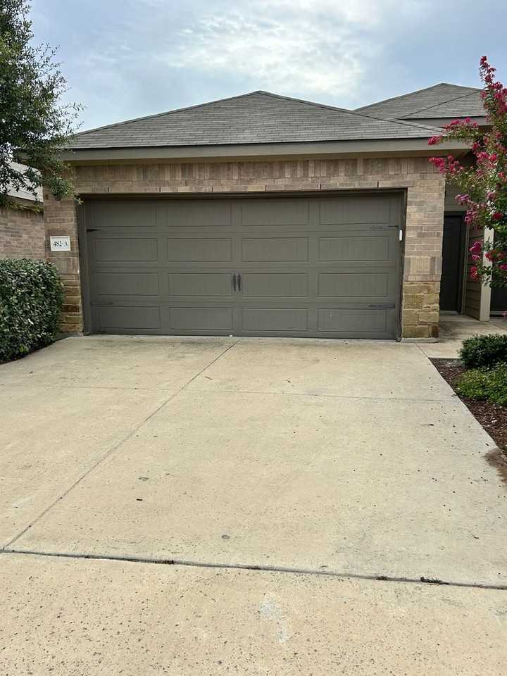 482 Jack Rabbit Ln - Photo 2 of 13