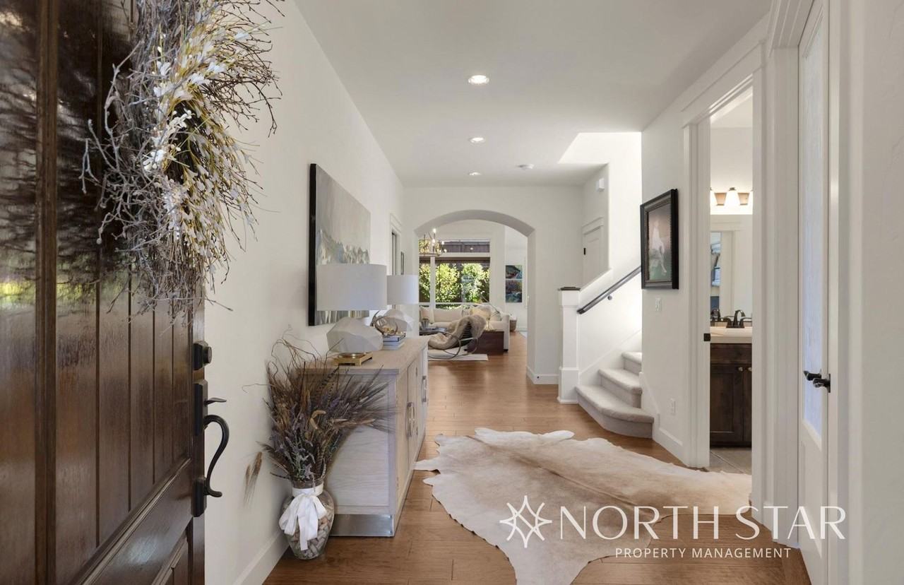 14386 Southwest 147th Place - Photo 2 of 33